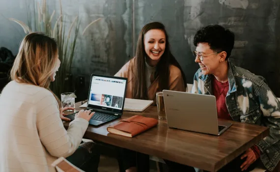 50+ High rated online banking mobile apps on playstore. - 世界杯赛程